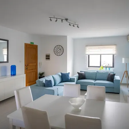 Bellavista Bayview 3 Bedroom Daire